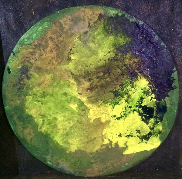 fremder Planet 1 — grün-gelbe Landmassen gegen ein violettes Feld.