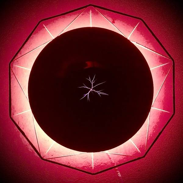 Tesla Blume